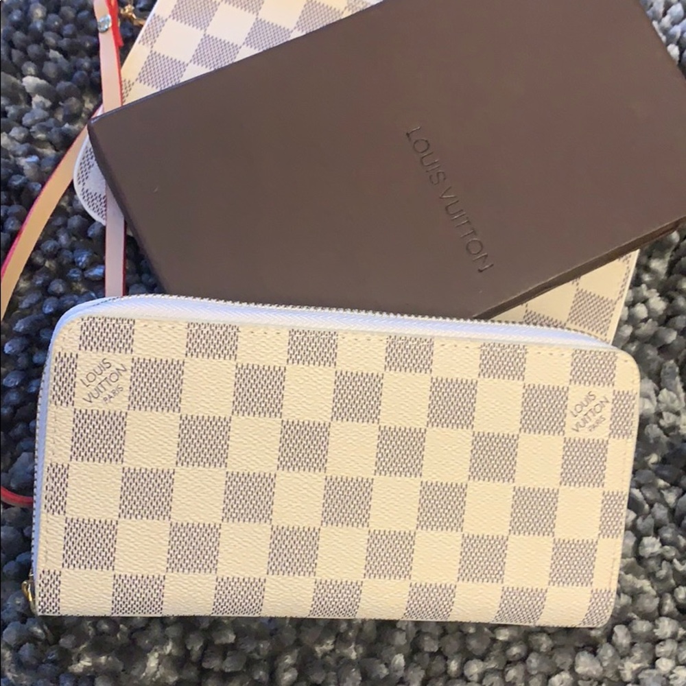 Louis Vuitton wallet & wristlet